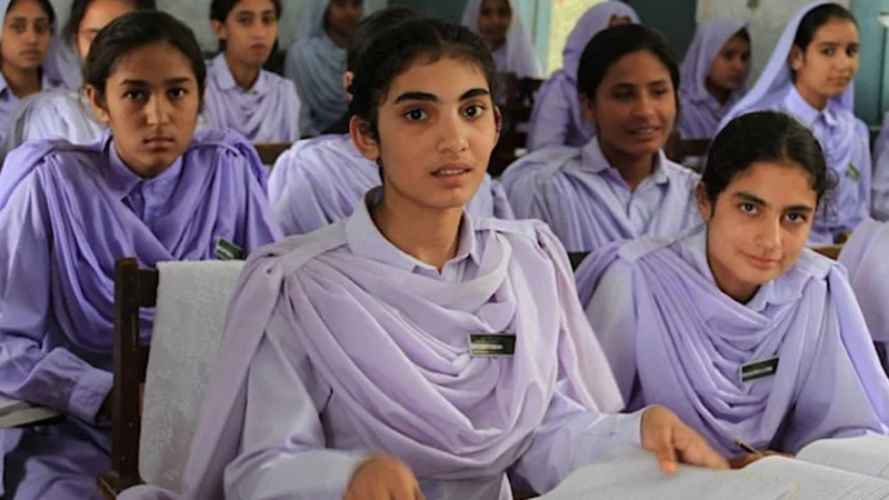 Islamabad extends all school summer vacation