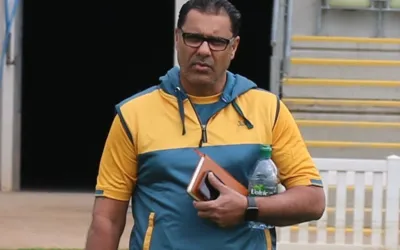 Former cricketer criticizes Waqar Younis for his new role