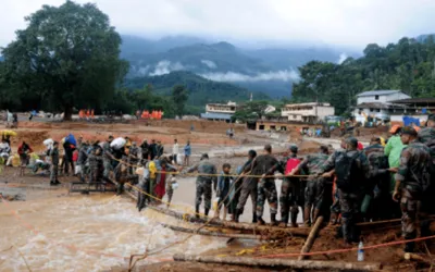 India landslide death toll reaches 150 as rain Hampers rescue efforts