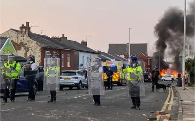 UK Police advised to shield mosques before far-right demonstrations