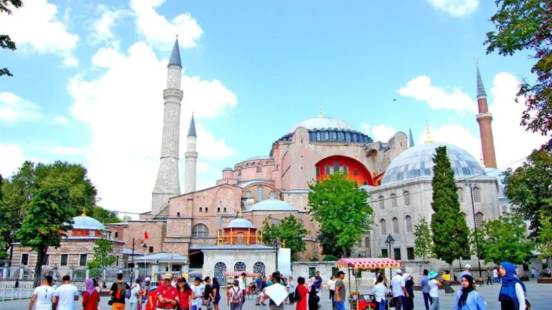 Massive discount on Turkiye return tickets announced - August 2024