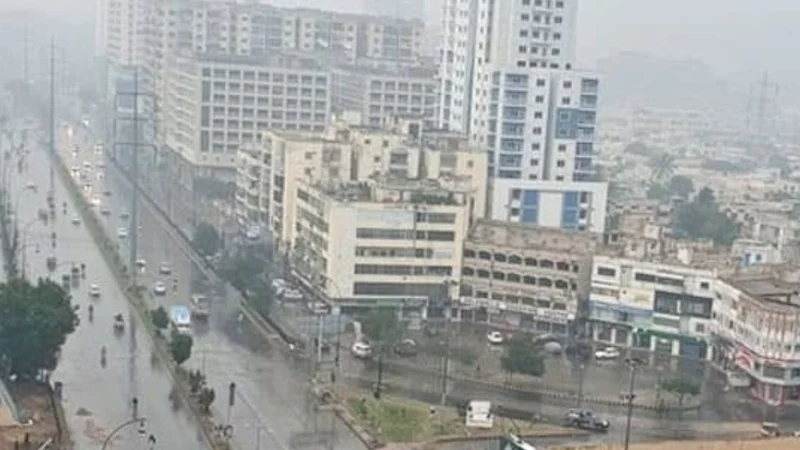 Karachi weather: Dark clouds expected with moderate rainfall