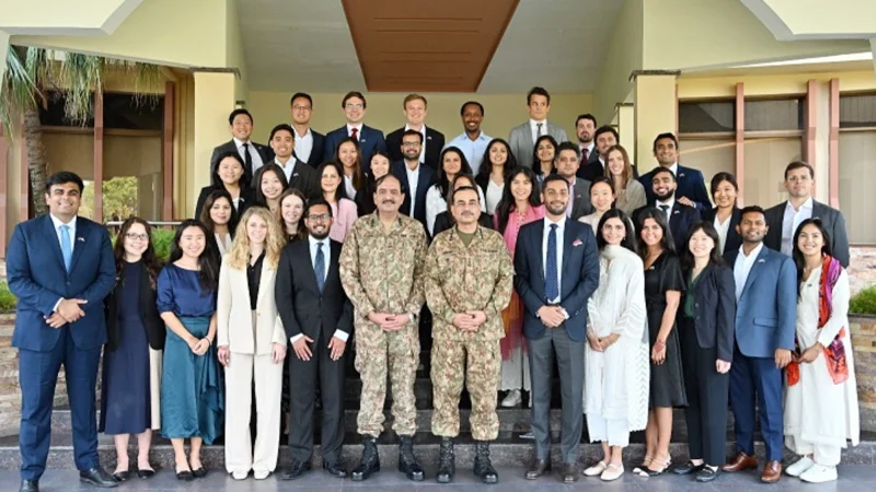 Students delegation from Harvard Business School meets COAS