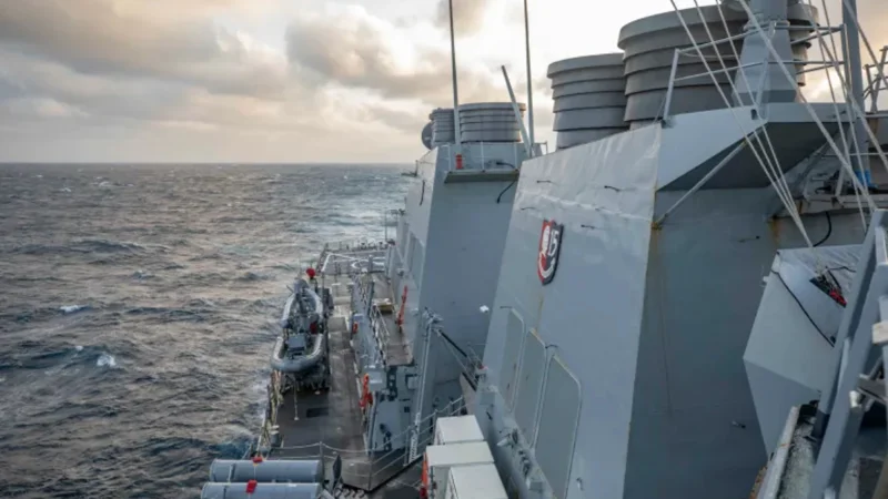 US Warship Sails through Taiwan Strait amidst rising tensions