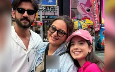 Arisha Razi Khan Shares Photo With Newly-Married Indian Celebrity Couple