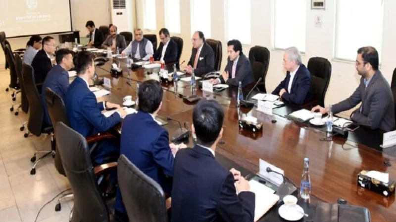 Aurangzeb reiterates govt’s commitment to bolstering energy sector