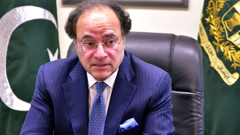 Aurangzeb engages with SCB on expanding investment opportunities