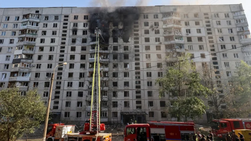 Russian bomb attack on Kharkiv apartment complex Injures 41 people