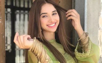 Sabeena Farooq takes a stand against unfair criticism of daughters-in-law