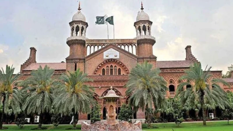 PTI moved to LHC seeking permission for rally at Minar e Pakistan