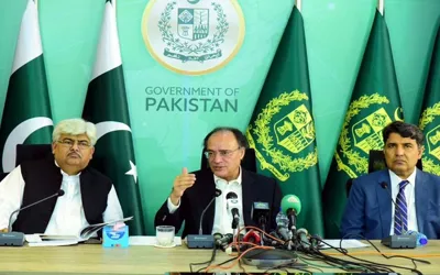 Aurangzeb says tax filers increase double from 1.6m to 3.2m till date