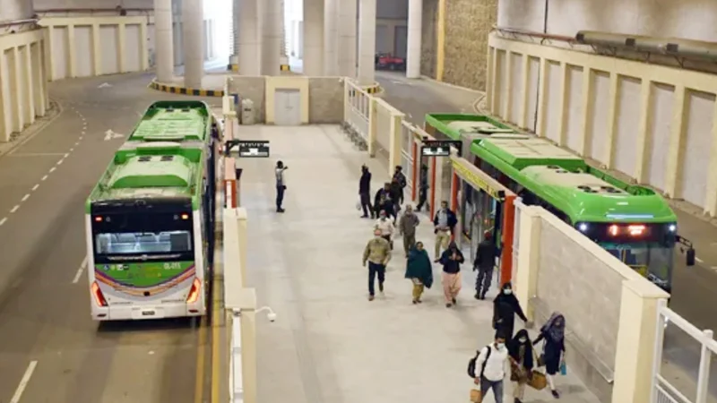 Federal Govt hands over Green Line Bus Service to Sindh soon