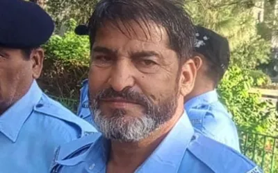 Police constable martyred in violent clashes with protesters