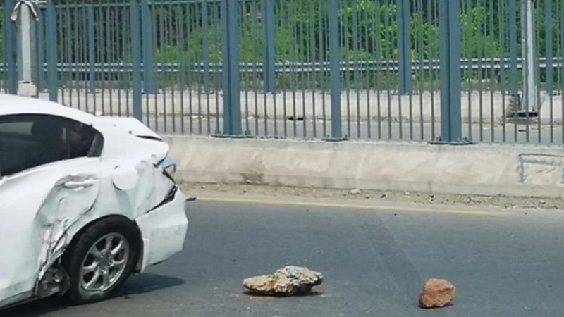 5 killed, 10 other injured in tragic accident near Islamabad Motorway