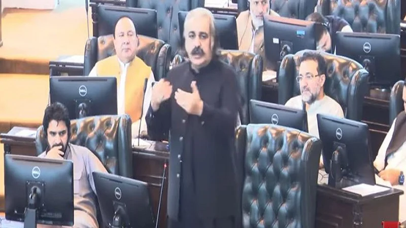 Gandapur reaffirms loyalty to PTI founder, terms critics hypocrites