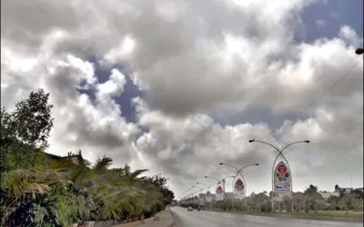 Partly cloudy conditions and sea breeze forecasted for Karachi