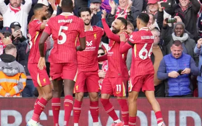 Liverpool top Premier League with 2-1 win over Chelsea
