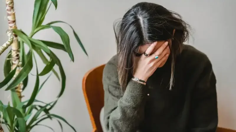 How to stop overthinking and calm your mind