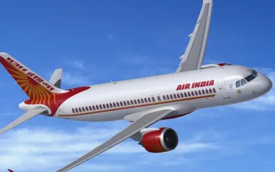 Indian flight enroute London faces bomb threat, contacts ATC Karachi
