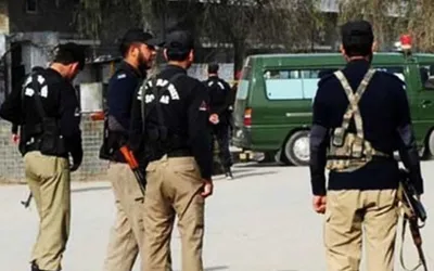 Two men fire shots at internet office in Lahore