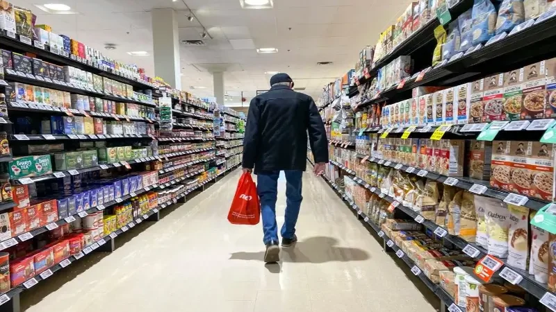 Food and retail prices rise at end of 2025 in UK