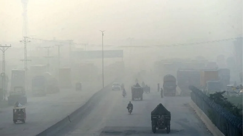 Lahore ranked first in global air pollution