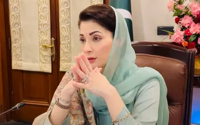 Maryam inaugurates subsidized super seeders for farmers