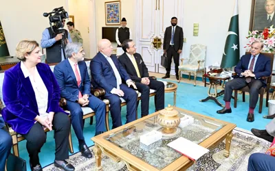Govt resolved to achieve $25b IT exports target: PM