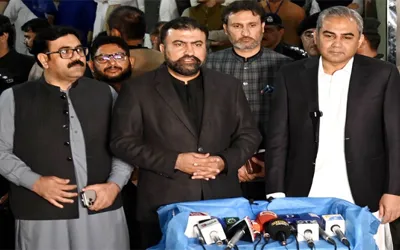 Mohsin Naqvi, Sarfraz Bugti reiterate resolve to eliminate terrorism