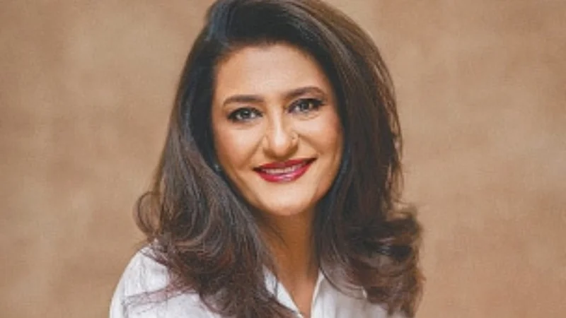 Saba Hamid expresses concern over health risks due to smog in Lahore