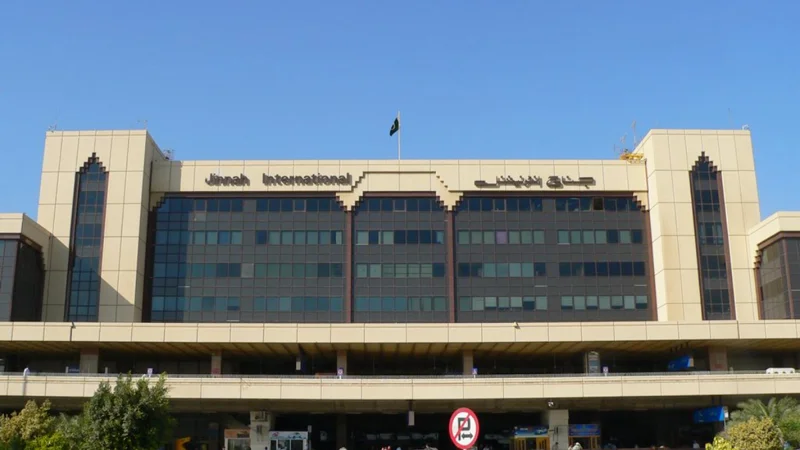Security beefed up around Karachi airport