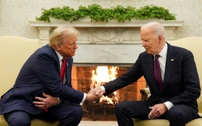 Trump meets with Biden at White House