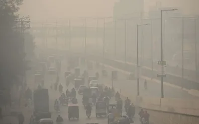 Punjab announces three-day weekly lockdown in Lahore, Multan to combat smog issue