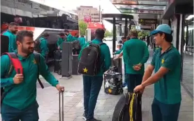Pakistan Team Reaches Hobart for Third T20I Against Australia