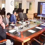 Finance minister reviews progress on financing for priority sectors
