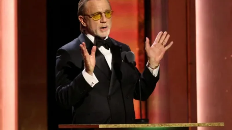 Daniel Craig hints at next James Bond at Governors Awards