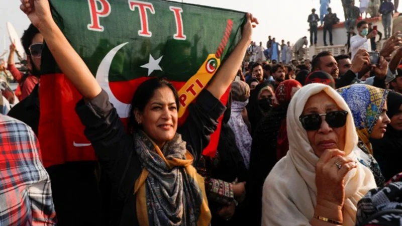 Govt devises strategy to deal with PTI's Islamabad march