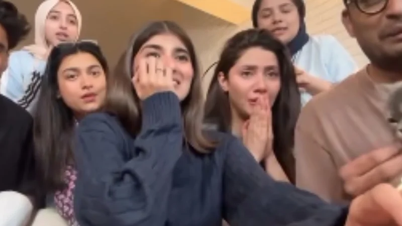 Mahira Khan joins popular ‘Harvard student pretend’ trend: Watch