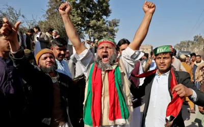 PTI’s protest badly affecting business activities in KP: SCCI chief