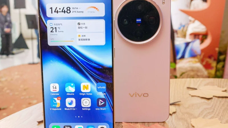 Vivo to launch smaller-screen mid-range smartphone in 2025