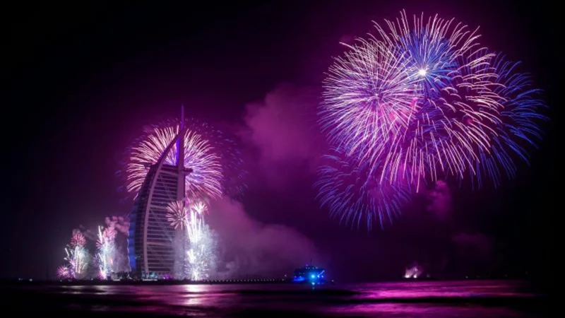 UAE declares public holiday for January 1 for all employees