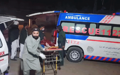 Naushahro Feroze: Van returning from wedding collides with trailer, 8 killed