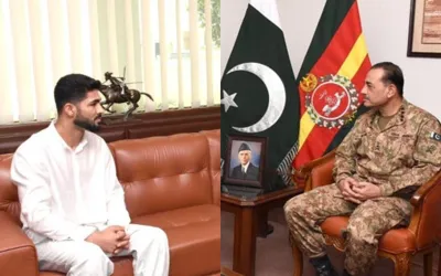 Boxer Amir Khan, martial arts champion Shahzaib Rind meet COAS