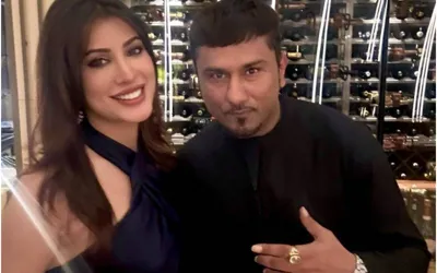 Indian Rapper Honey Singh Sings Song For Mehwish Hayat