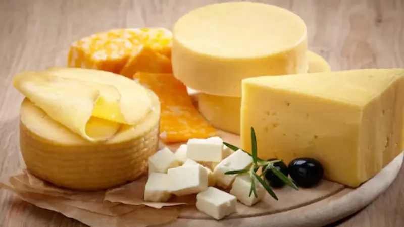 Does eating cheese benefit your brain?