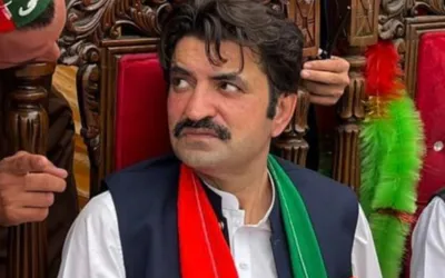 PTI issues show-cause notice to Sher Afzal Marwat