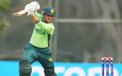 Pakistan crushes Scotland in dominant four-wicket win
