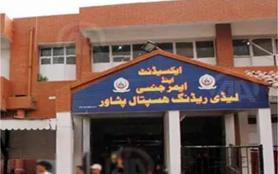 FIA busts gang selling govt hospital medicines in Peshawar