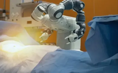 Chinese scientists develop robot that performs ultra-precise eye injections