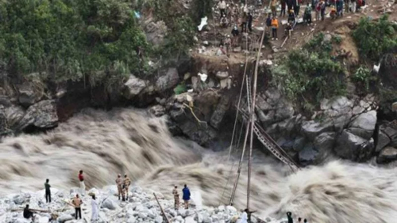 Chitral, Gilgit-Baltistan brace for flashy floods as heatwave emerges